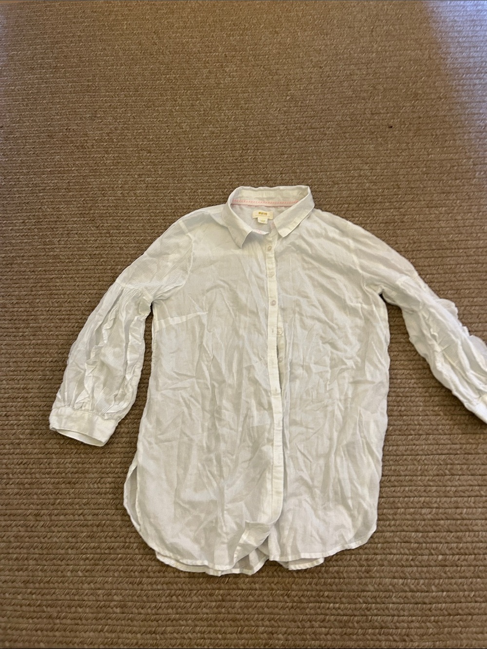 Mauve Anthropologie white button down ruffled long sleeve top, size large
